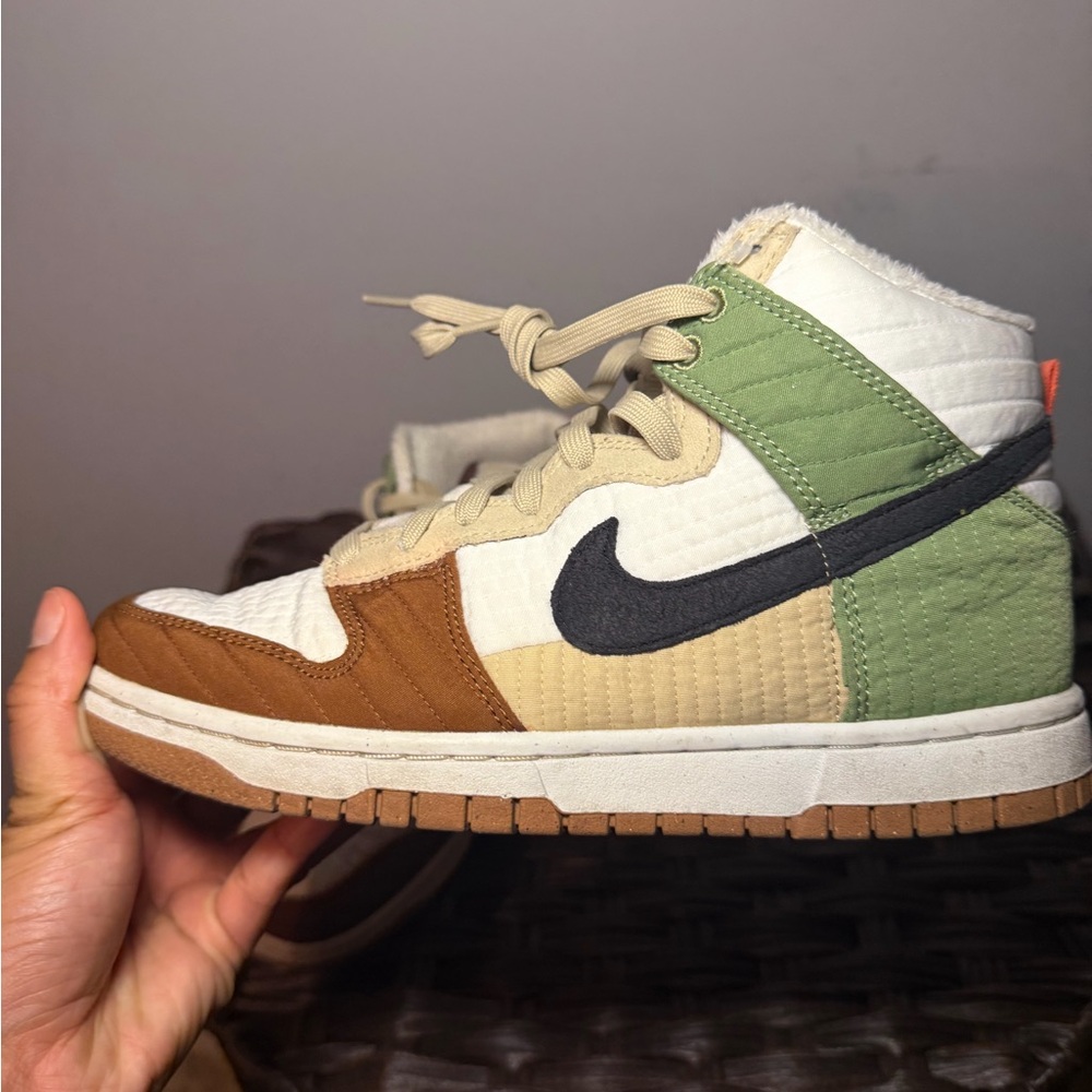 WMNS Multi-Color High-Top Sneakers
